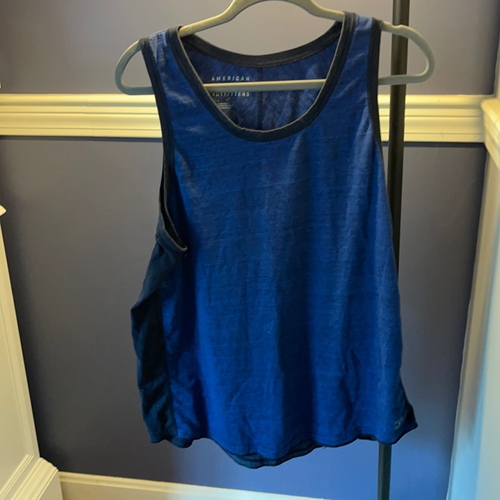 American eagle 🦅 men’s tank top size large blue